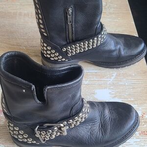 Womens soft leather boots